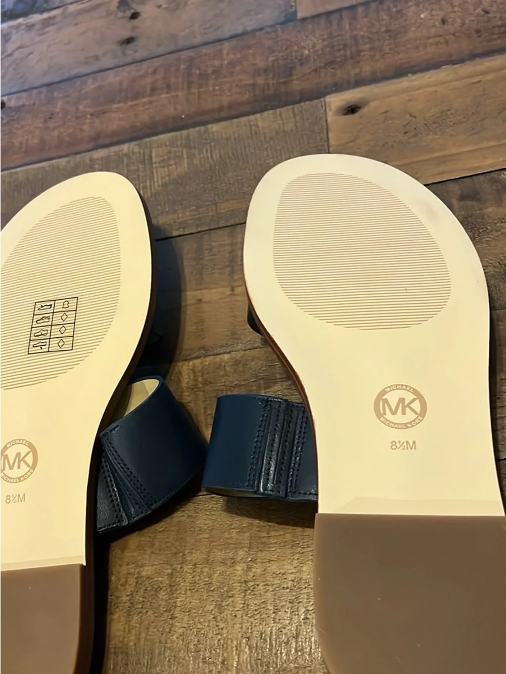 Michael Kors Navy Leather Slide Sandals with Gold Logo size 8.5